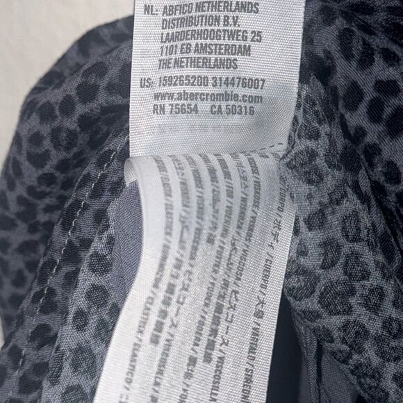 Abercrombie & Fitch leopard print 3/4 Sleeve Squareneck Smocked Dress Size Small - Picture 12 of 12